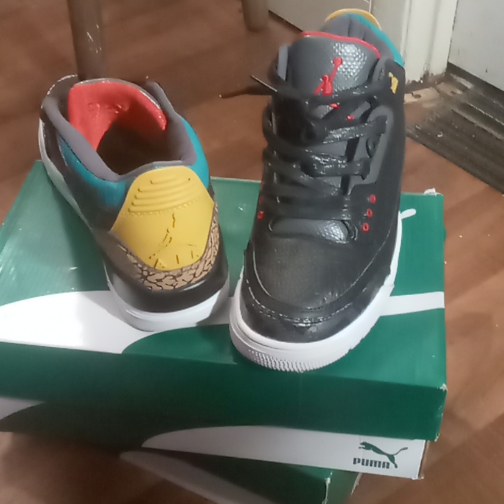 Jordan 3 - Picture 2 of 2